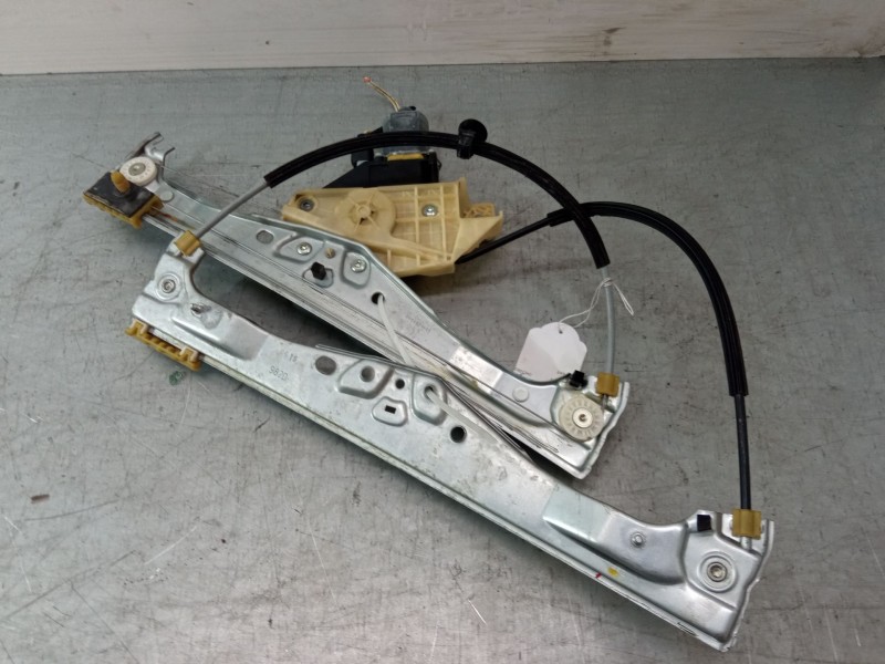 Recambio de elevalunas electrico delantero derecho para citroën c4 cactus 1.2 vti 82 referencia OEM IAM    Recambio de elevalunas electrico delantero derecho para citroën c4 cactus 1.2 vti 82 referencia OEM IAM