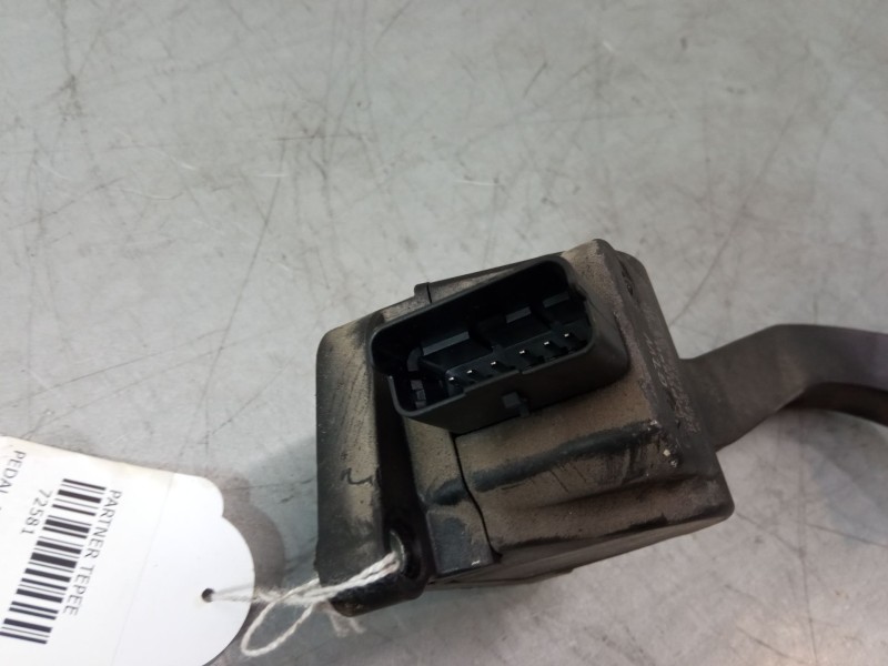 Recambio de pedal acelerador para peugeot partner tepee 1.6 bluehdi 100 referencia OEM IAM   