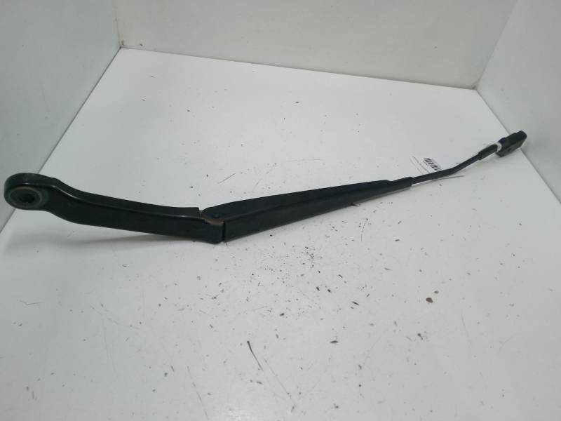 BRAZO LIMPIA DELANTERO IZQUIERDO 