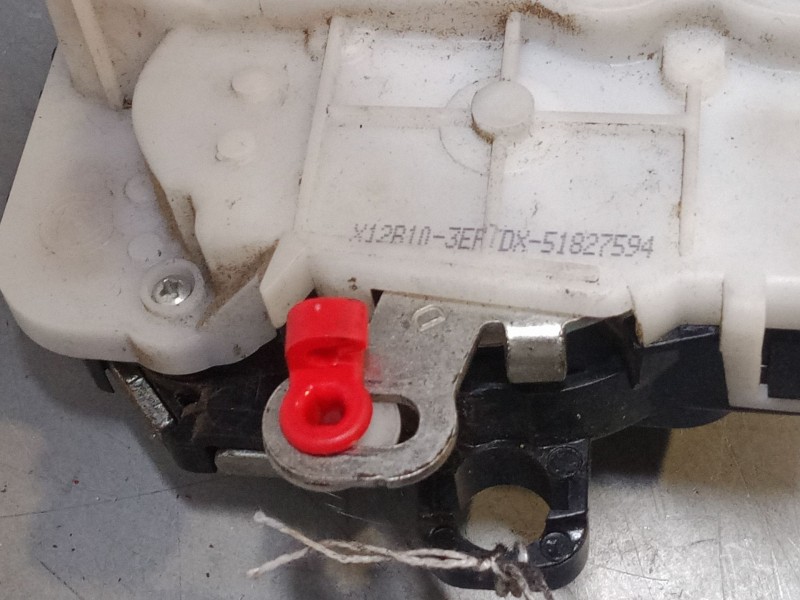 Recambio de cerradura puerta delantera derecha para fiat 500 c (312_) 1.3 d multijet (312cxe1a, 312axe1a) referencia OEM IAM   