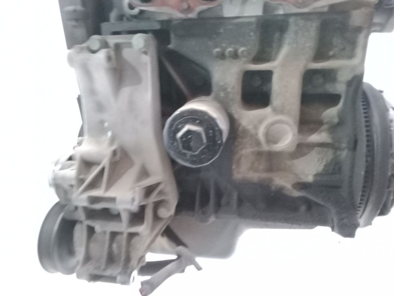 Recambio de motor completo para seat cordoba (6k1, 6k2) 1.6 i referencia OEM IAM 121.537KM   Recambio de motor completo para seat cordoba (6k1, 6k2) 1.6 i referencia OEM IAM 121.537KM