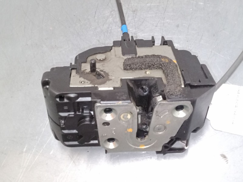 Recambio de cerradura puerta trasera derecha para nissan qashqai i (j10, nj10) 1.5 dci referencia OEM IAM   