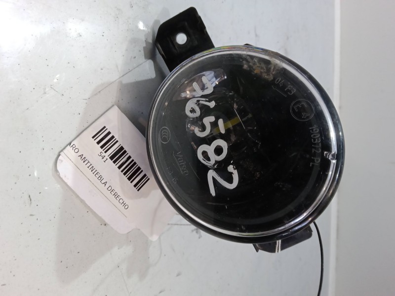 Recambio de faro antiniebla derecho para nissan juke (f15) 1.6 referencia OEM IAM    Recambio de faro antiniebla derecho para nissan juke (f15) 1.6 referencia OEM IAM