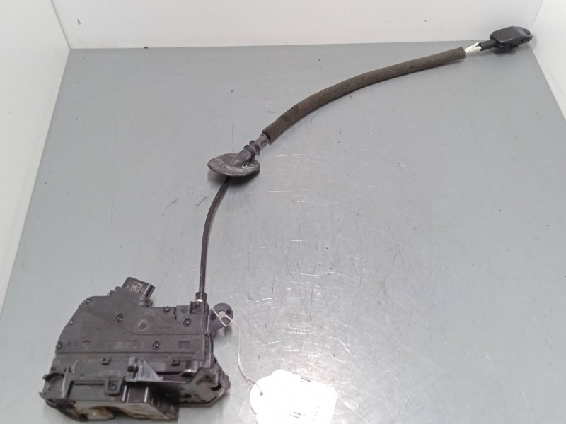 Recambio de cerradura puerta trasera derecha para renault captur i (j5_, h5_) 1.5 dci 90 referencia OEM IAM   