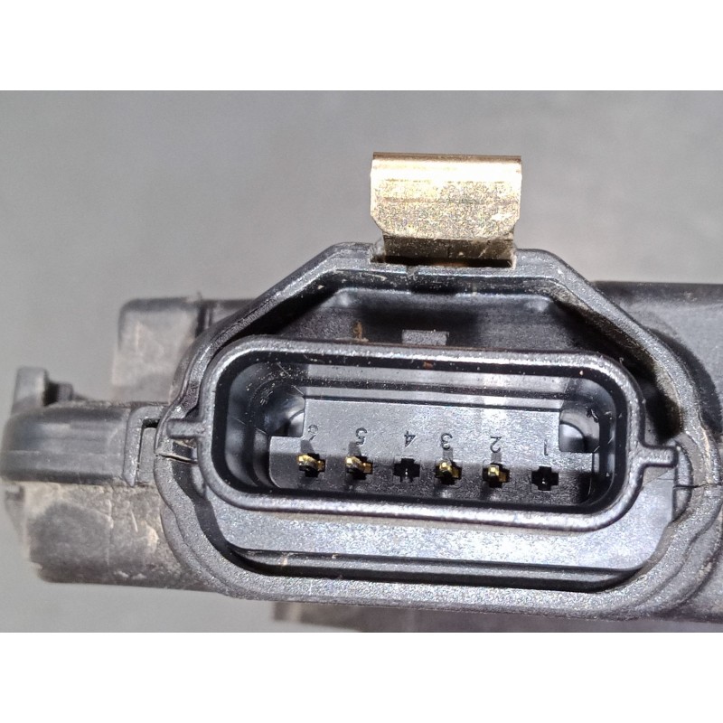 Recambio de cerradura puerta trasera derecha para renault captur i (j5_, h5_) 1.5 dci 90 referencia OEM IAM   