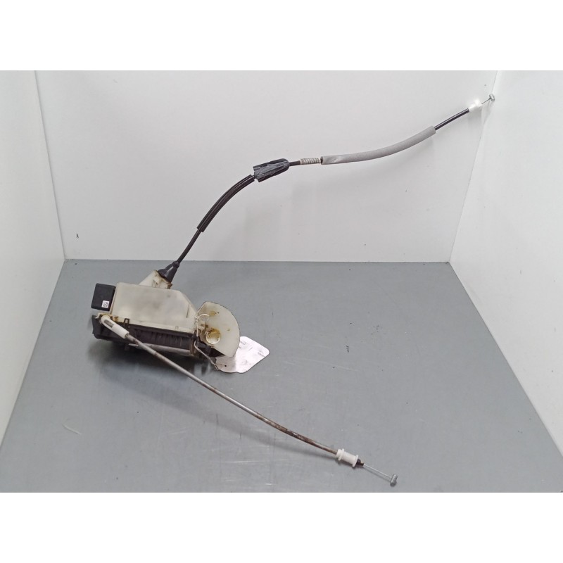 Recambio de cerradura puerta delantera izquierda para citroën c4 ii (nc_) 1.6 hdi 90 referencia OEM IAM   
