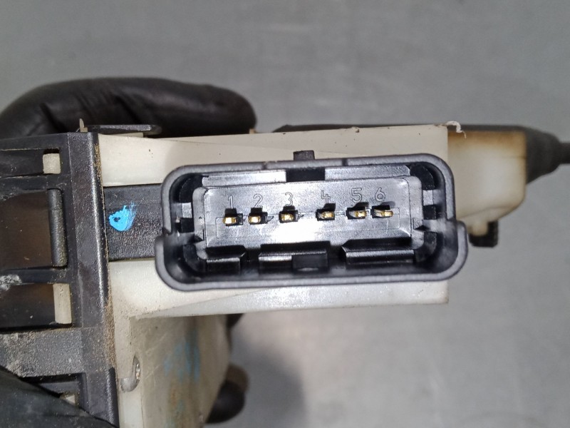 Recambio de cerradura puerta delantera izquierda para citroën c4 ii (nc_) 1.6 hdi 90 referencia OEM IAM   