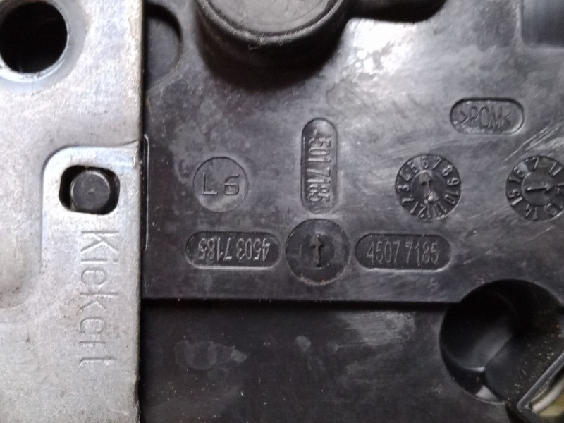 Recambio de cerradura puerta delantera izquierda para citroën c4 ii (nc_) 1.6 hdi 90 referencia OEM IAM   