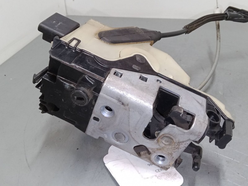 Recambio de cerradura puerta delantera derecha para citroën c4 ii (nc_) 1.6 hdi 90 referencia OEM IAM   