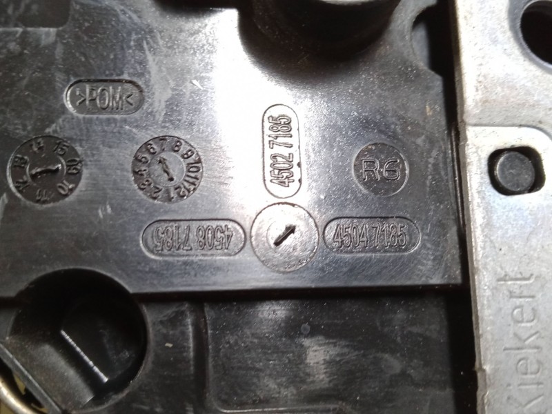 Recambio de cerradura puerta delantera derecha para citroën c4 ii (nc_) 1.6 hdi 90 referencia OEM IAM   