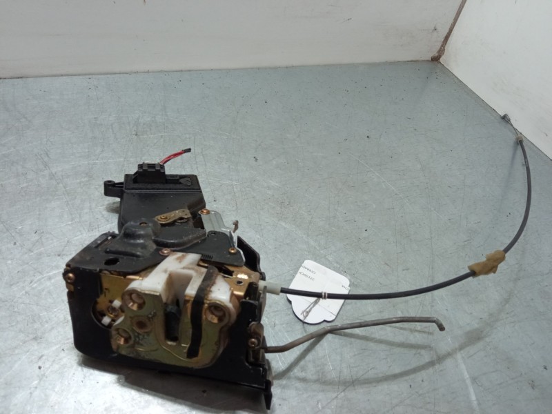 Recambio de cerradura puerta delantera derecha para mazda 2 (dy) 1.6 referencia OEM IAM   