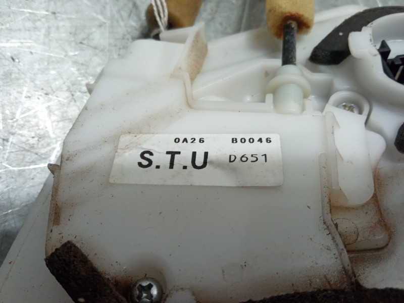 Recambio de cerradura puerta trasera derecha para mazda 2 (de_, dh_) 1.4 mzr-cd referencia OEM IAM   