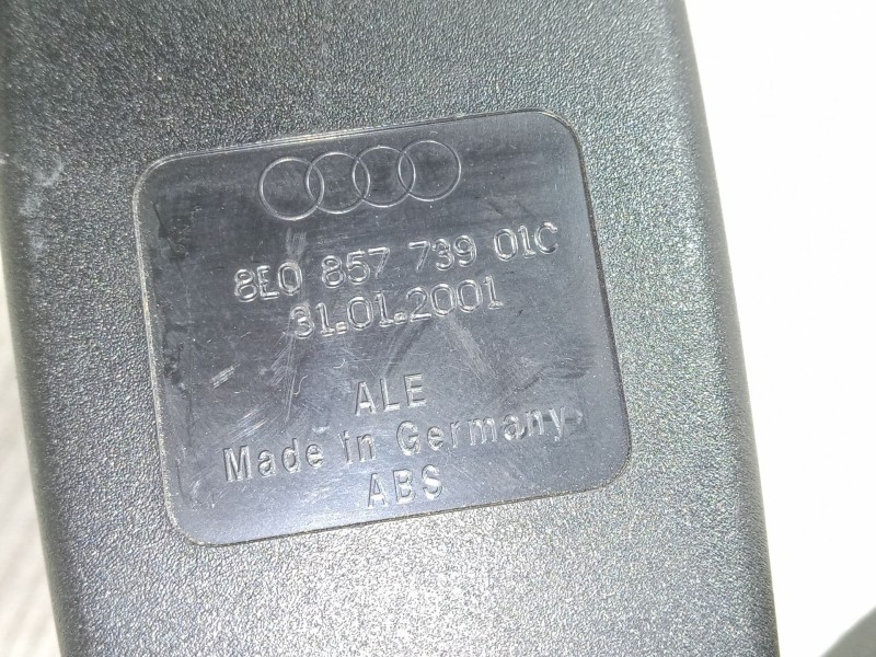 Recambio de anclaje cinturon trasero izquierdo para audi a4 b6 (8e2) 2.0 referencia OEM IAM 8EO857739010.  