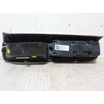 MANDO ELEVALUNAS DELANTERO IZQUIERDO 31264913 