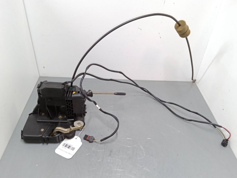 Recambio de cerradura puerta delantera izquierda para mercedes-benz clk (c209) clk 200 kompressor (209.342) referencia OEM IAM  