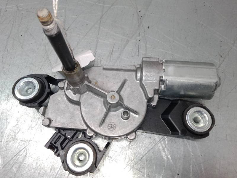 MOTOR LIMPIA TRASERO 0390201582 