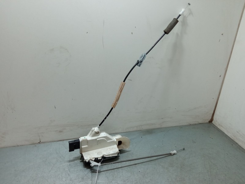 Recambio de cerradura puerta delantera izquierda para citroën c4 cactus 1.2 vti 82 referencia OEM IAM   