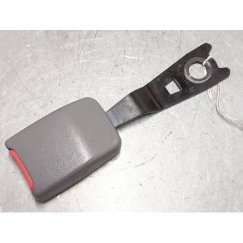 ANCLAJE CINTURON DELANTERO DERECHO 