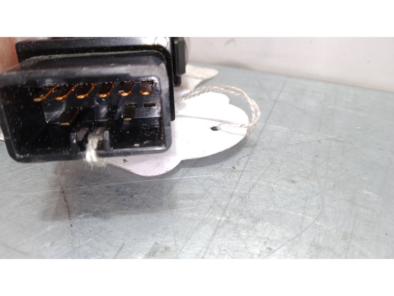 Recambio de warning para hyundai h-1 / starex autobús (a1) 2.5 crdi referencia OEM IAM   