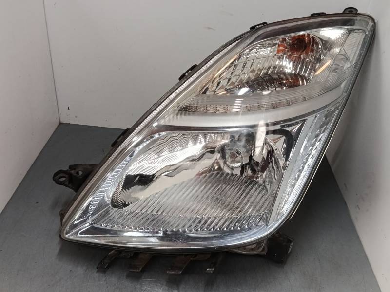 FARO IZQUIERDO 8117047181 