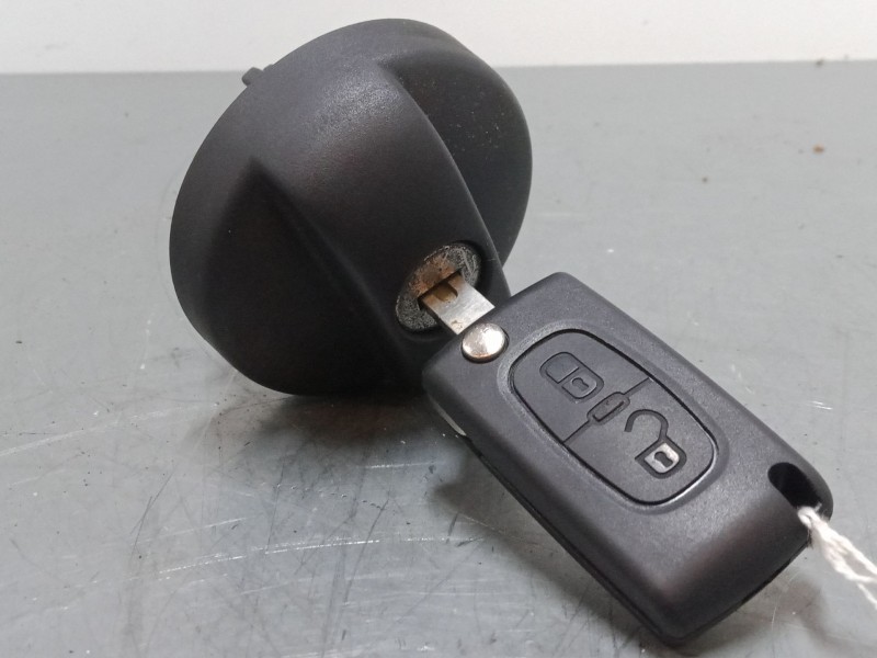 Recambio de tapon combustible para peugeot 307 (3a/c) 1.6 hdi referencia OEM IAM   