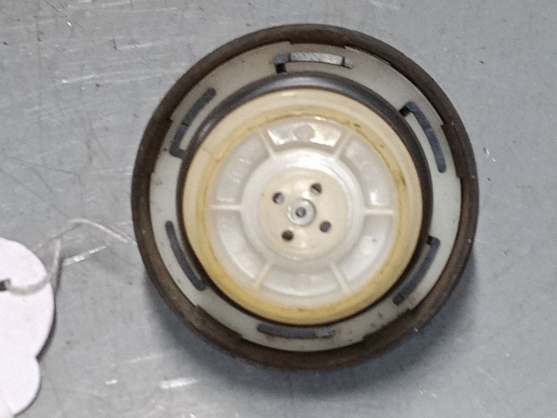 Recambio de tapon combustible para mitsubishi montero io i (h6_w, h7_w) 1.8 gdi (h66w, h76w) referencia OEM IAM   