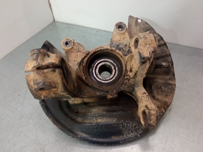 Recambio de mangueta delantera derecha para bmw x3 (e83) 2.0 sd referencia OEM IAM   