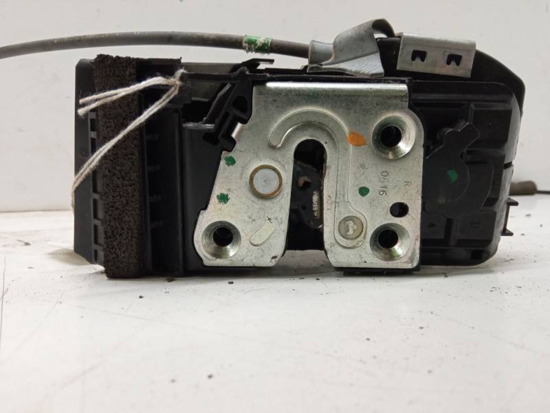 CERRADURA PUERTA DELANTERA DERECHA 