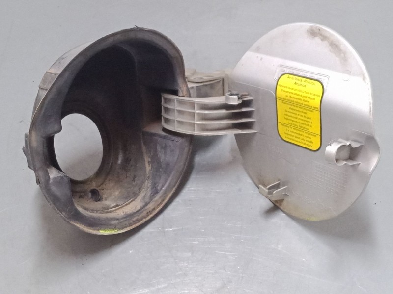 Recambio de tapa exterior combustible para fiat qubo (225_) 1.3 d multijet (225cxb1a, 225axb1a, 225cxb11, 225axb11,... referenci