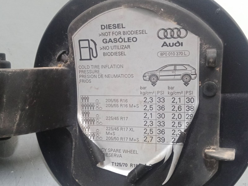 Recambio de tapa exterior combustible para audi a3 sportback (8pa) 2.0 tdi referencia OEM IAM   