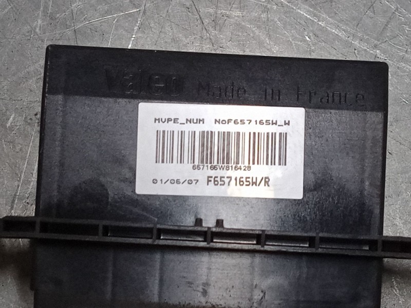 Recambio de resistencia calefaccion para renault scénic ii (jm0/1_) 1.6 16v (jm1r) referencia OEM IAM F657165W  