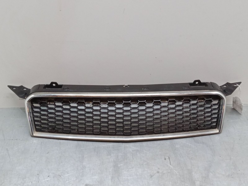 Recambio de rejillas capo para chevrolet aveo / kalos hatchback (t250, t255) 1.2 referencia OEM IAM   