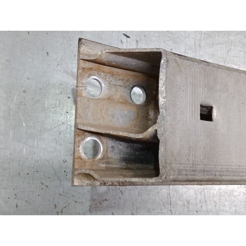 Recambio de refuerzo paragolpes delantero para mercedes-benz clk (c209) clk 200 kompressor (209.342) referencia OEM IAM   