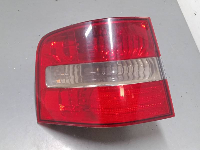 PILOTO TRASERO IZQUIERDO 28190102 