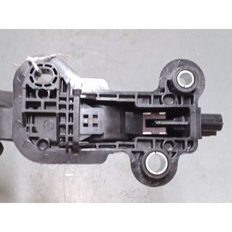 Recambio de pedal acelerador para mitsubishi lancer viii (cy_a, cz_a) 1.5 referencia OEM IAM 1600A102  