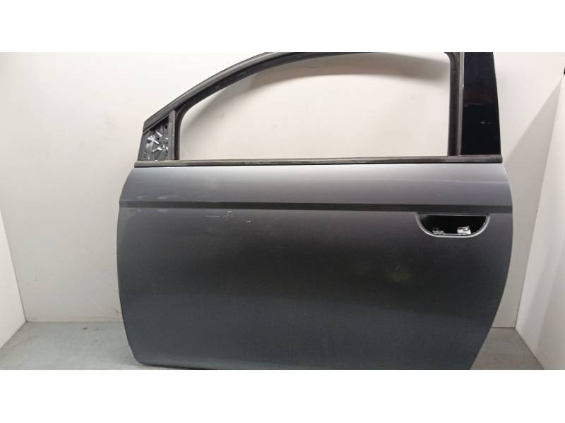 PUERTA DELANTERA IZQUIERDA 52137703 
