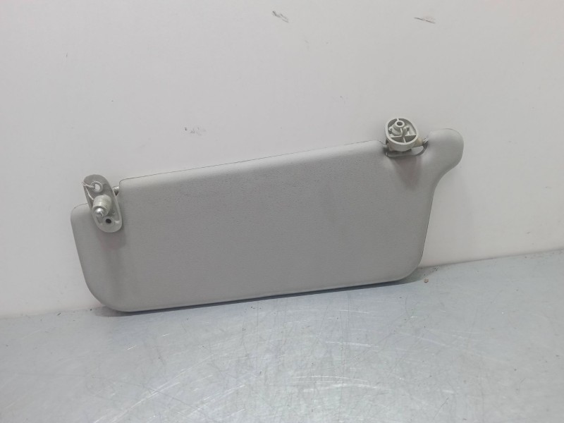 Recambio de parasol izquierdo para hyundai accent i (x-3) 1.5 i 12v referencia OEM IAM   