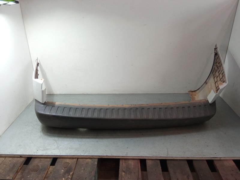 Recambio de paragolpes trasero para opel combo tour 1.4 referencia OEM IAM   
