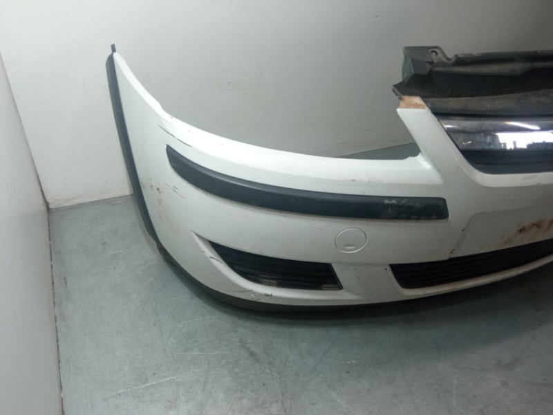 Recambio de paragolpes delantero para opel combo tour 1.4 referencia OEM IAM   