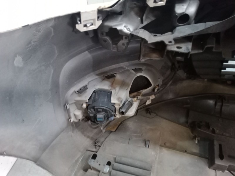 Recambio de paragolpes delantero para citroën c4 ii (nc_) 1.6 hdi 110 referencia OEM IAM   