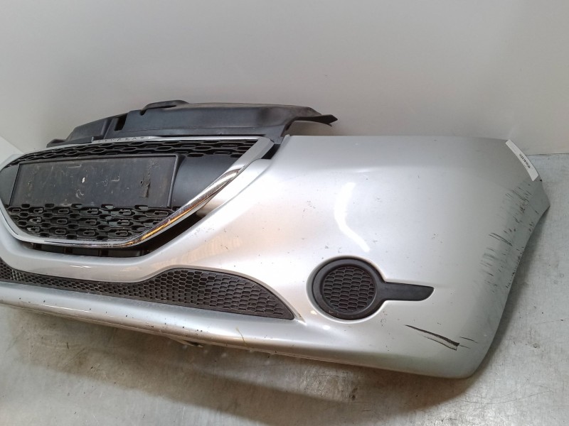 Recambio de paragolpes delantero para peugeot 208 i (ca_, cc_) 1.2 vti 82 referencia OEM IAM   