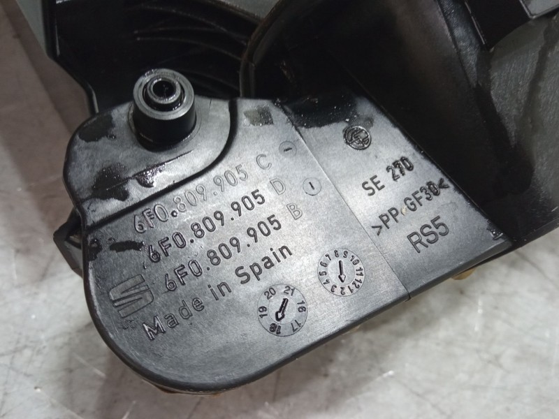 Recambio de tapa exterior combustible para seat ibiza v (kj1, kjg) 1.0 tsi referencia OEM IAM   