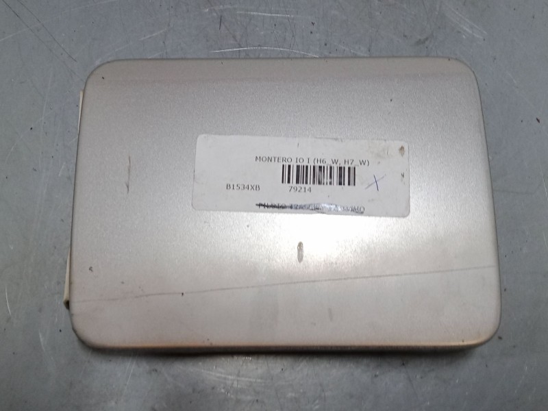 Recambio de tapa exterior combustible para mitsubishi montero io i (h6_w, h7_w) 1.8 gdi (h66w, h76w) referencia OEM IAM   