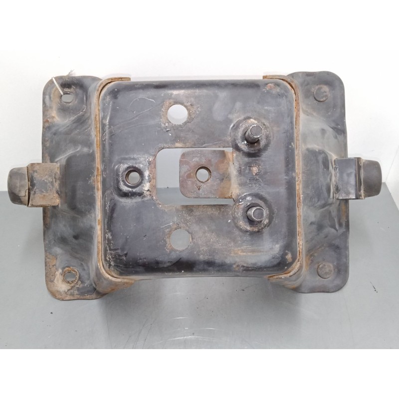 Recambio de soporte rueda repuesto para mitsubishi montero io i (h6_w, h7_w) 1.8 gdi (h66w, h76w) referencia OEM IAM   