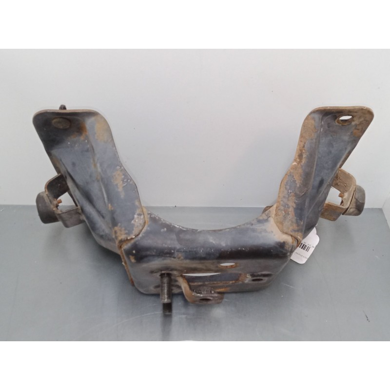 Recambio de soporte rueda repuesto para mitsubishi montero io i (h6_w, h7_w) 1.8 gdi (h66w, h76w) referencia OEM IAM   