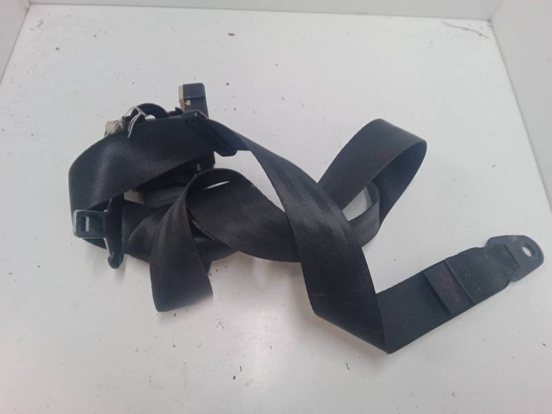 CINTURON SEGURIDAD DELANTERO DERECHO 