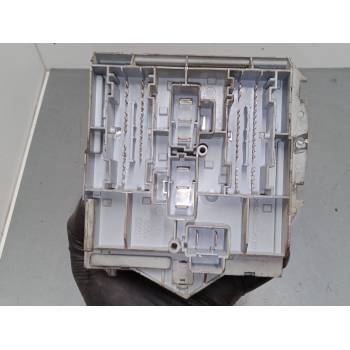 CAJA RELES / FUSIBLES 51724394 