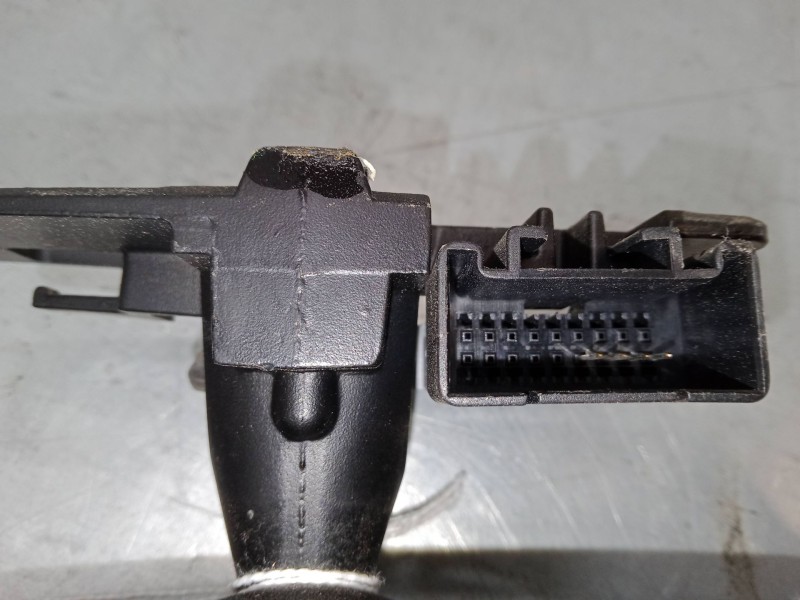 Recambio de retrovisor interior electrico para opel zafira b furgoneta/monovolumen (a05) 1.9 cdti van (m75) referencia OEM IAM  