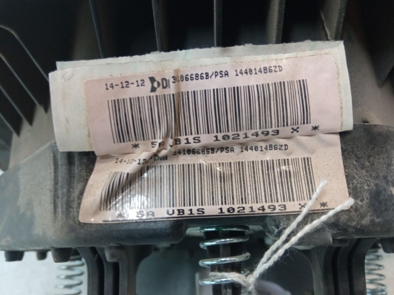 Recambio de airbag volante para fiat scudo caja/chasis (270_, 272_) 2.0 d multijet referencia OEM IAM 14401486ZD  34106686B