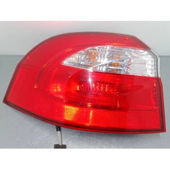 PILOTO TRASERO IZQUIERDO 924011W2 